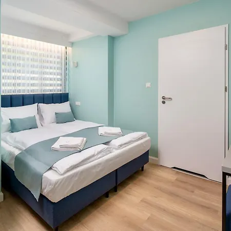 Hostel Jess Rondo Charles De Gaulle Warsaw