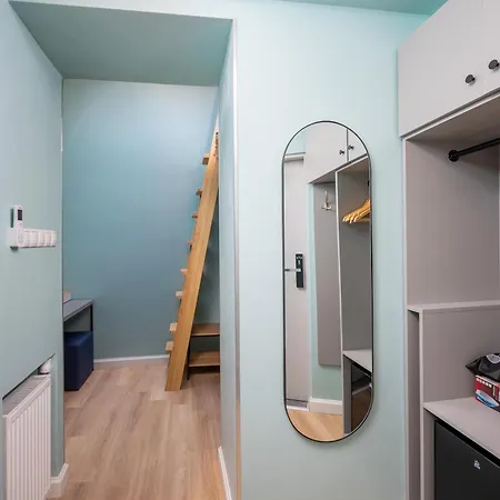 Jess Rondo Charles De Gaulle Hostel