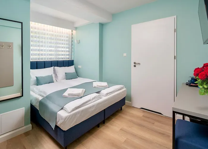 Albergue Jess Rondo Charles De Gaulle Varsóvia